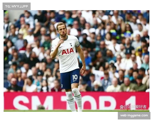 凯恩头球乌龙助攻，掩面难以置信